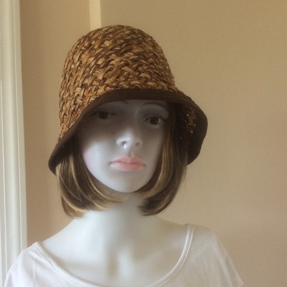 Straw bucket hat - Picture 7 of 9